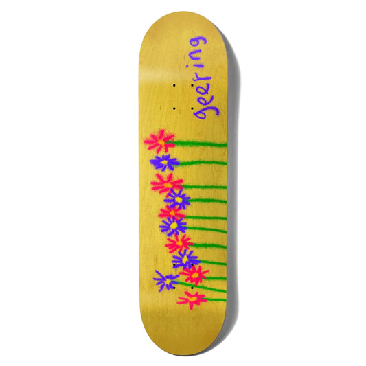 GIRL GEERING FLOWERS 8.0