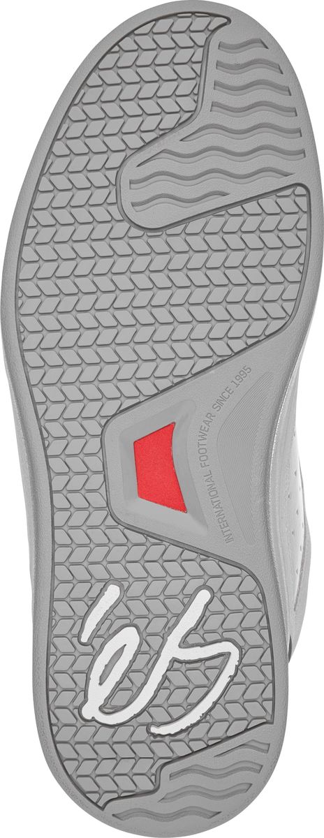 éS ACCEL FIT