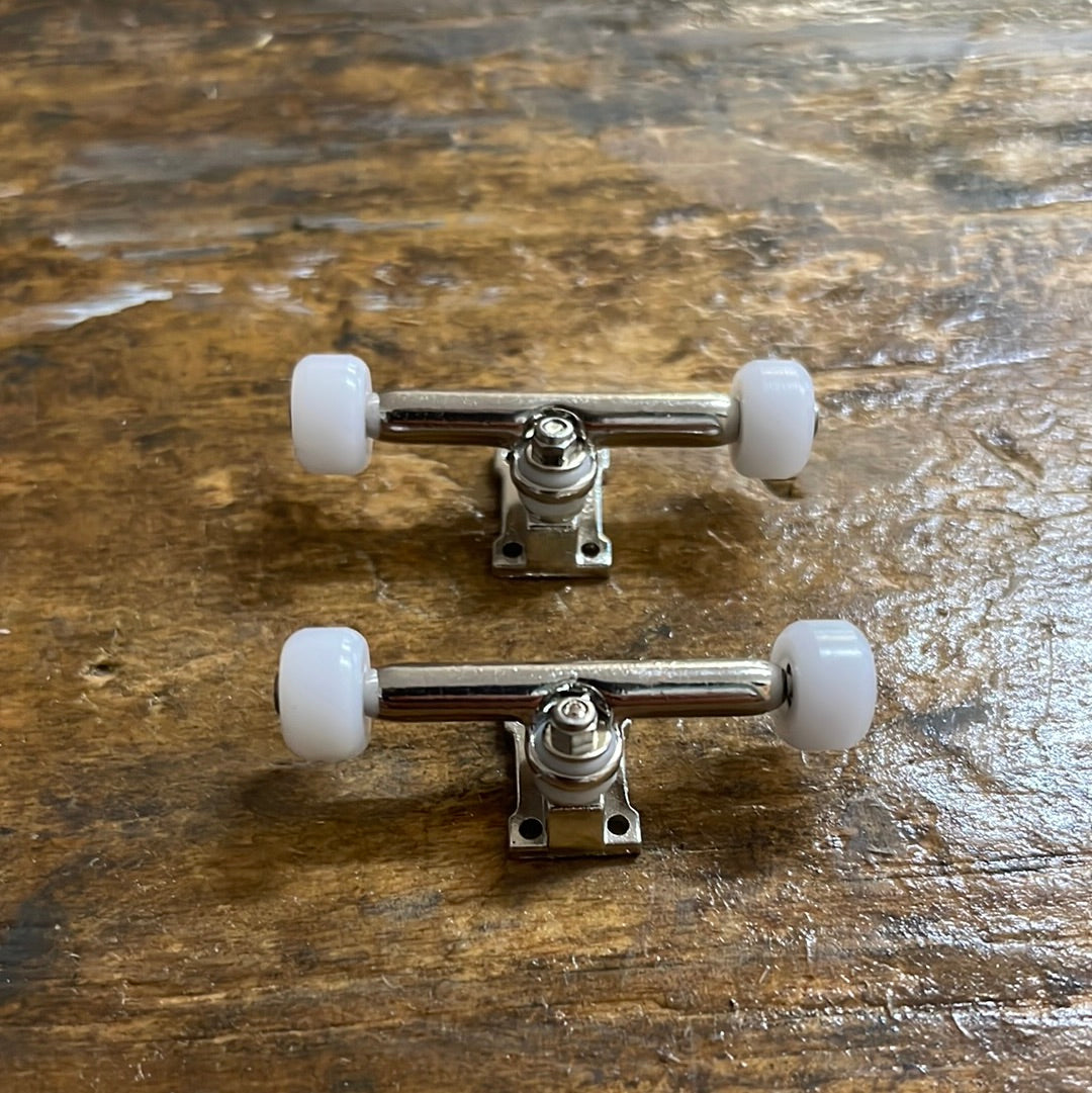 Set of Trucks and Wheels
